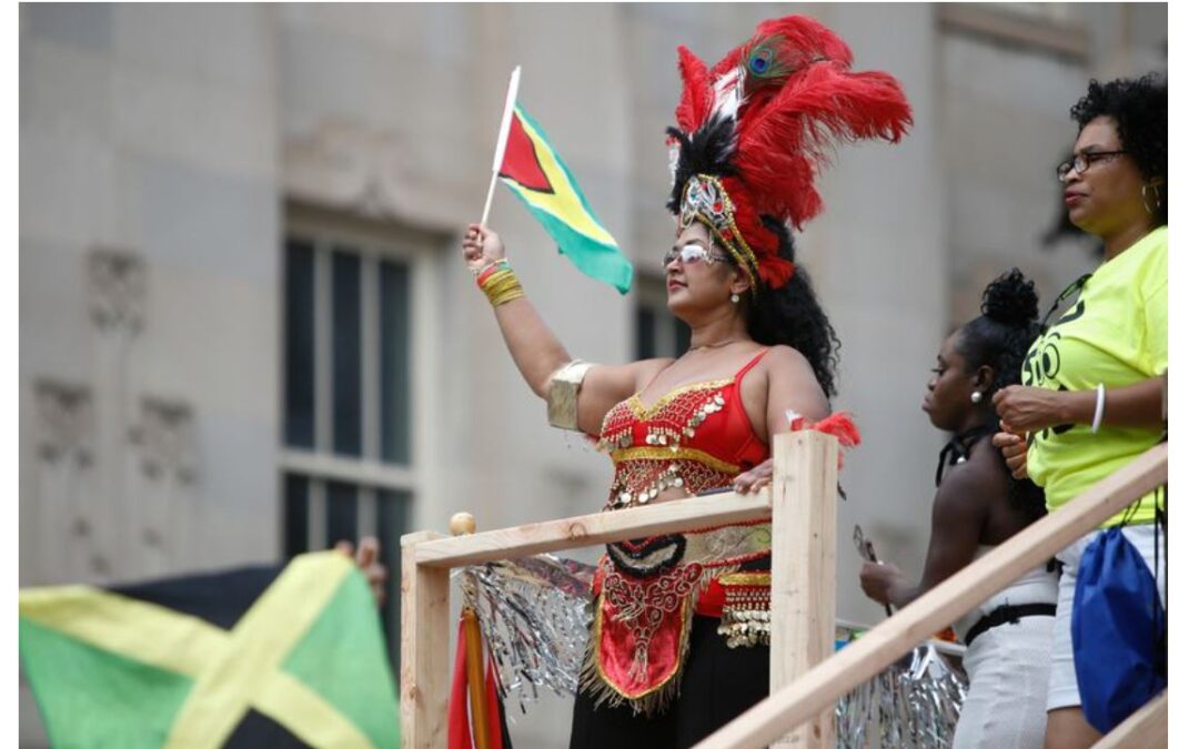 COURANT - Alex Syphers/REBECCA LURYE - West Indian Independence Celebration Spices Up Downtown Hartford